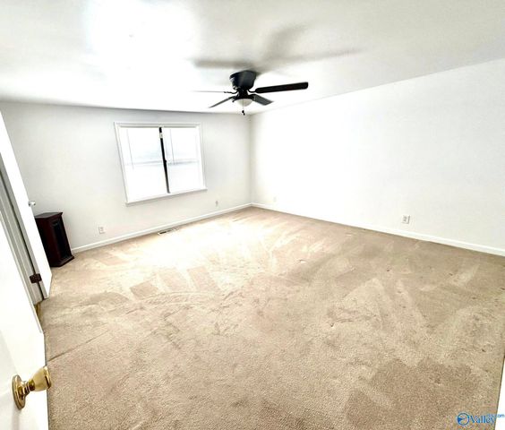 155 Regal Row, Gadsden, AL 35904