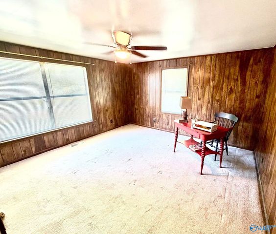 155 Regal Row, Gadsden, AL 35904