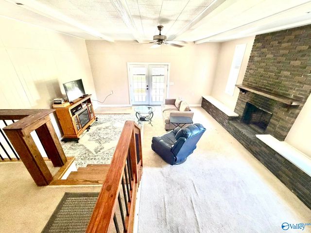 155 Regal Row, Gadsden, AL 35904