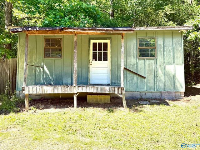 155 Regal Row, Gadsden, AL 35904