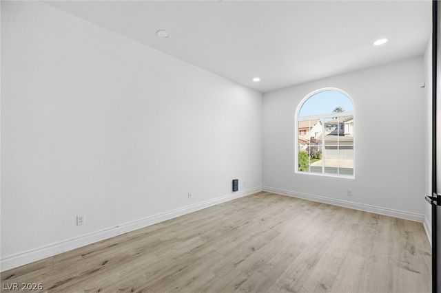 299 Queen Creek Circle, Henderson, NV 89052