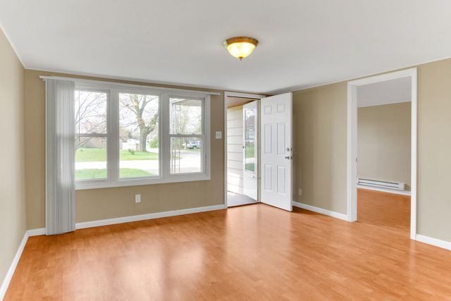 2322 Greengold Street, Crest Hill, IL 60403