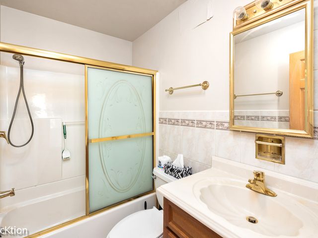 2506 N Clybourn Avenue, Chicago, IL 60614
