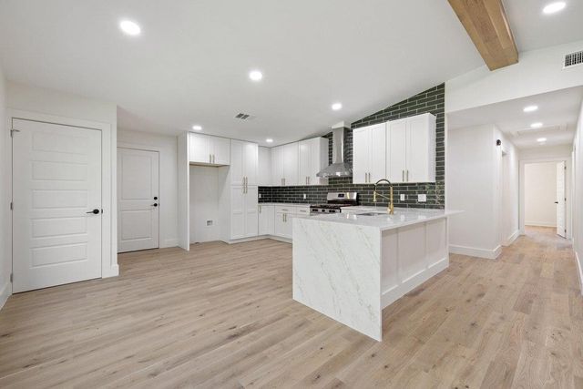 8304 Millway DR, Austin, TX 78757
