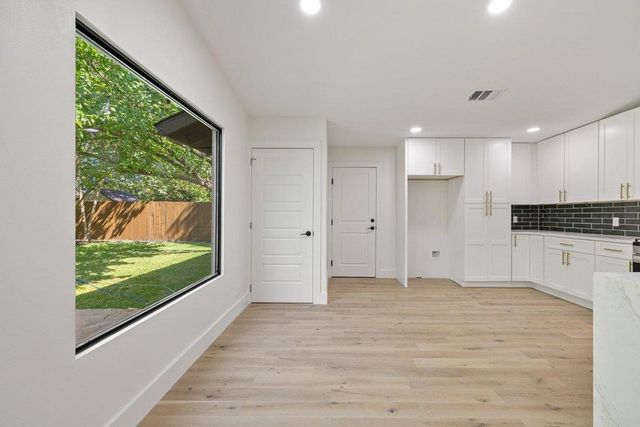 8304 Millway DR, Austin, TX 78757