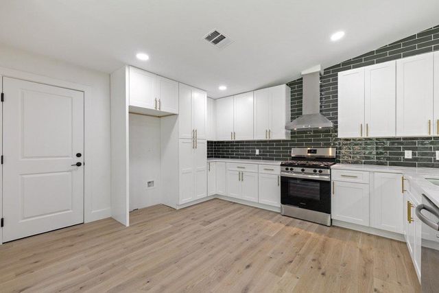 8304 Millway DR, Austin, TX 78757