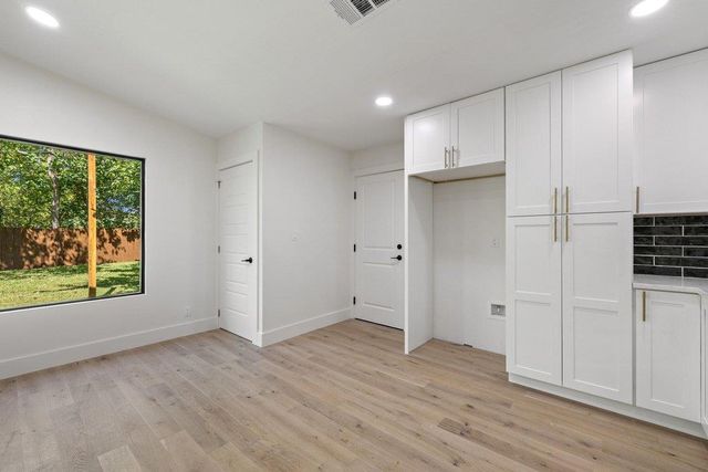 8304 Millway DR, Austin, TX 78757