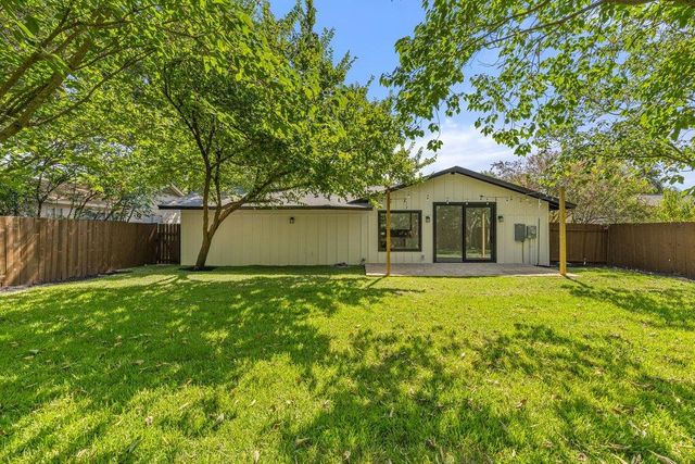 8304 Millway DR, Austin, TX 78757