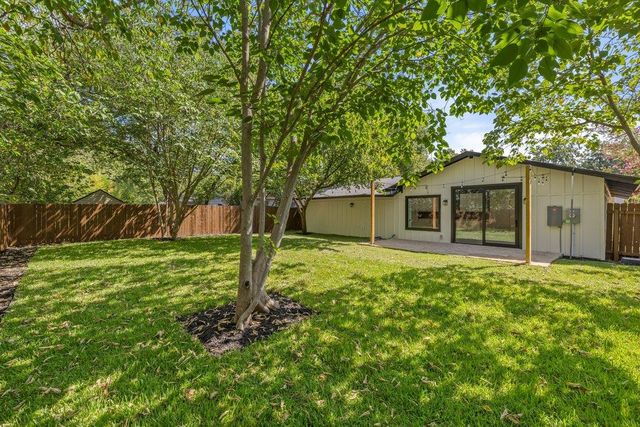 8304 Millway DR, Austin, TX 78757