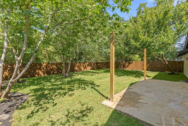 8304 Millway DR, Austin, TX 78757