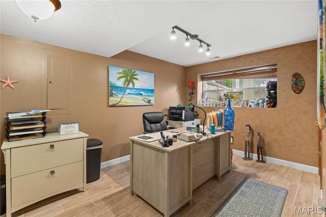 818 Sheraton Lane, Herculaneum, MO 63048