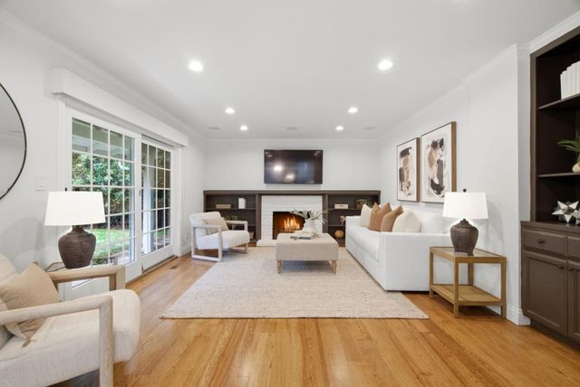 1020 Via Del Pozo, Los Altos, CA 94022