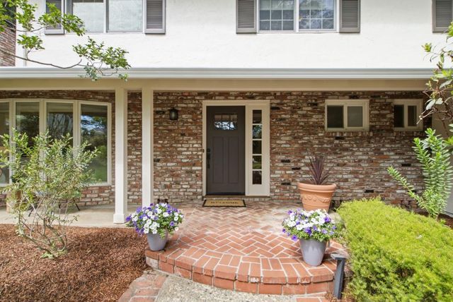 1020 Via Del Pozo, Los Altos, CA 94022