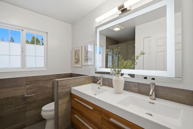 1020 Via Del Pozo, Los Altos, CA 94022