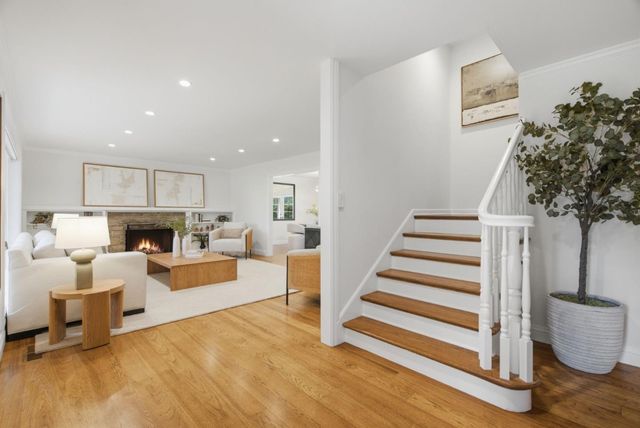1020 Via Del Pozo, Los Altos, CA 94022