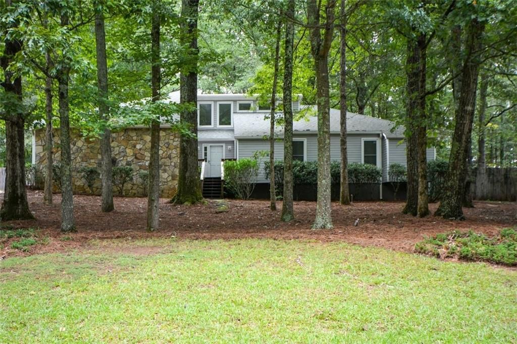 400 BENJAMIN Circle, Fayetteville, GA 30214