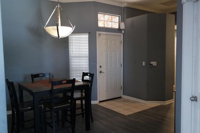 8745 Spruce Ridge Way, Antelope, CA 95843