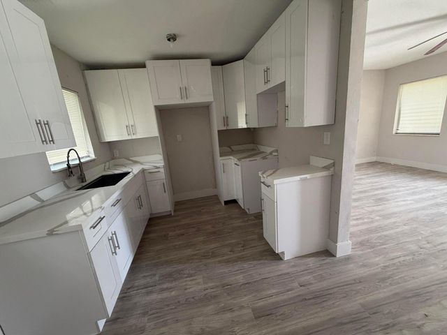 1437 NW 10th Place, Fort Lauderdale, FL 33311