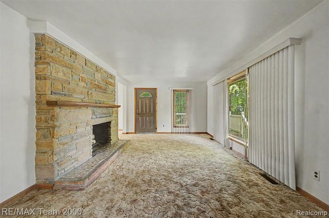 9415 Tobine Street, Romulus, MI 48174