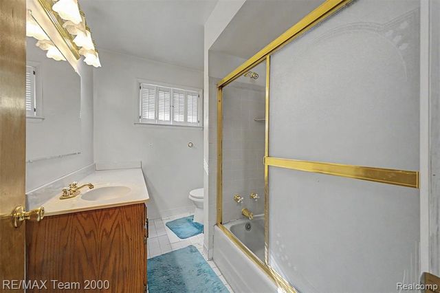 9415 Tobine Street, Romulus, MI 48174