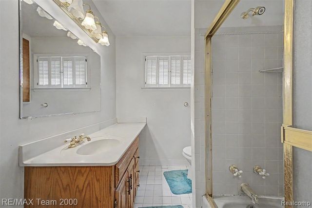 9415 Tobine Street, Romulus, MI 48174
