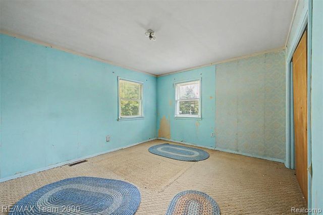 9415 Tobine Street, Romulus, MI 48174
