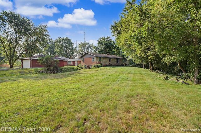9415 Tobine Street, Romulus, MI 48174