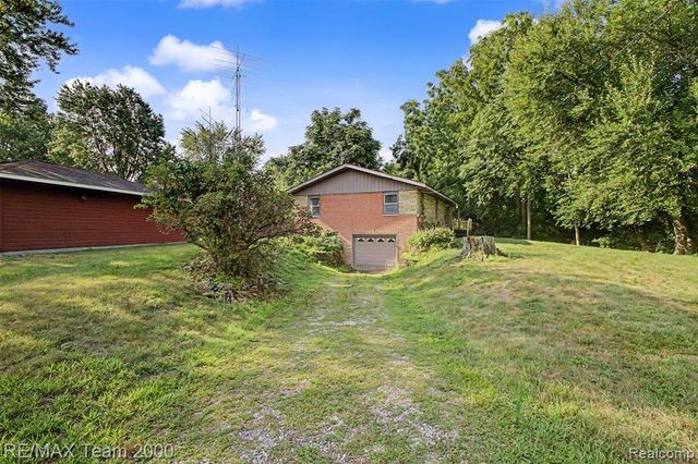 9415 Tobine Street, Romulus, MI 48174