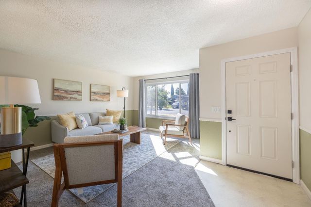 5209 Bootjack Dr, Sacramento, CA 95842