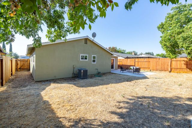 5209 Bootjack Dr, Sacramento, CA 95842