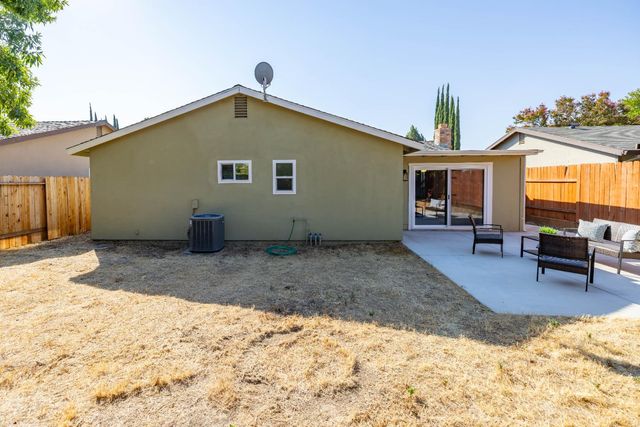 5209 Bootjack Dr, Sacramento, CA 95842