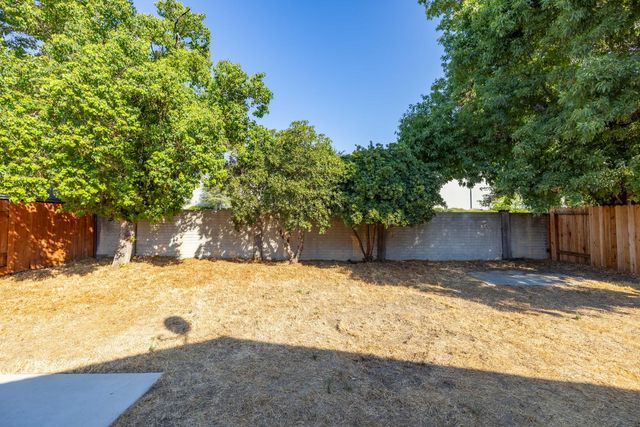 5209 Bootjack Dr, Sacramento, CA 95842