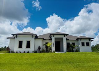 3672 68th AVE NE, Naples, FL 34120