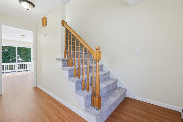 2 Mayflower Circle, Shrewsbury, MA 01545