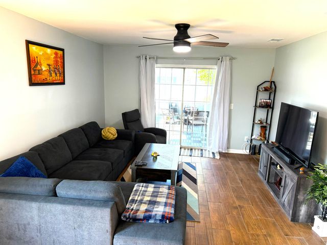 9575 Leeds Circle, Myrtle Beach, SC 29588