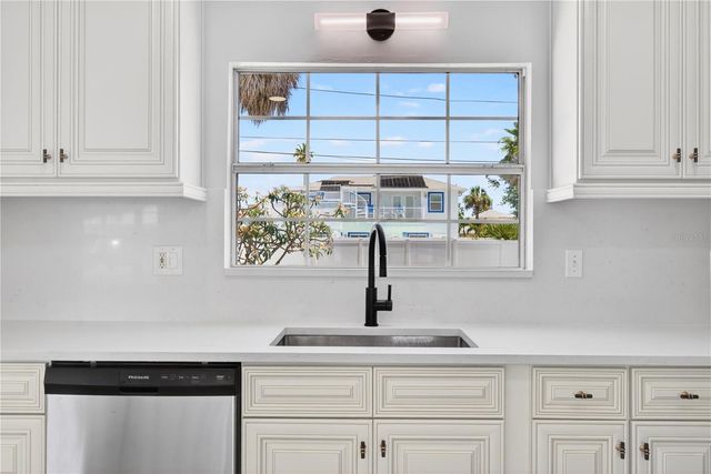260 42ND AVENUE, St Pete Beach, FL 33706