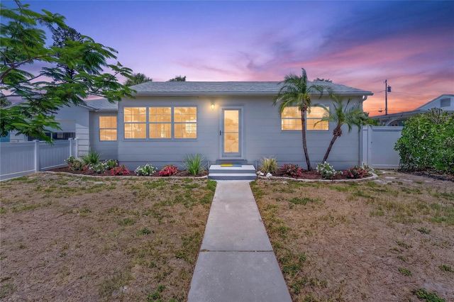 260 42ND AVENUE, St Pete Beach, FL 33706
