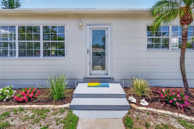 260 42ND AVENUE, St Pete Beach, FL 33706