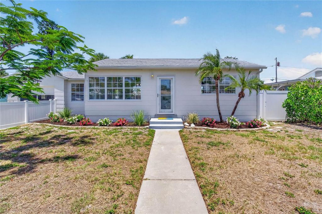 260 42ND AVENUE, St Pete Beach, FL 33706