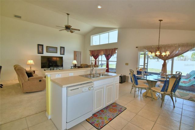 168 ARGYLE GATE LOOP RD, Dundee, FL 33838