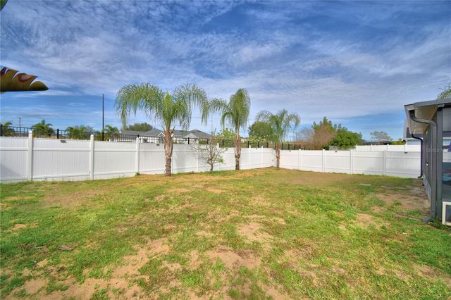 168 ARGYLE GATE LOOP RD, Dundee, FL 33838