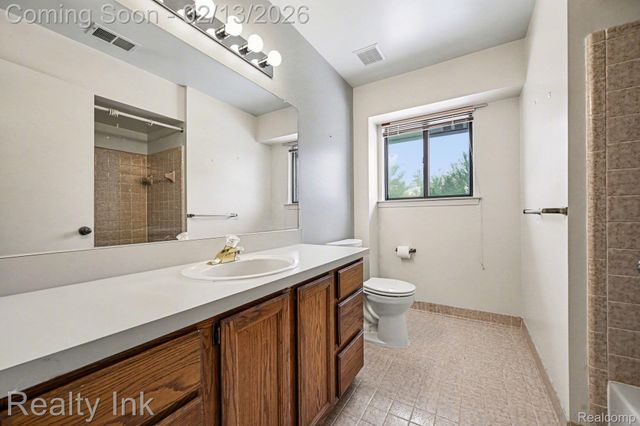 11797 Sycamore Drive 58, Plymouth Charter Township, MI 48170