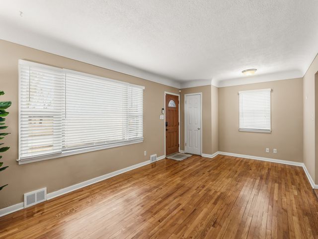 1628 55th Street, Des Moines, IA 50310