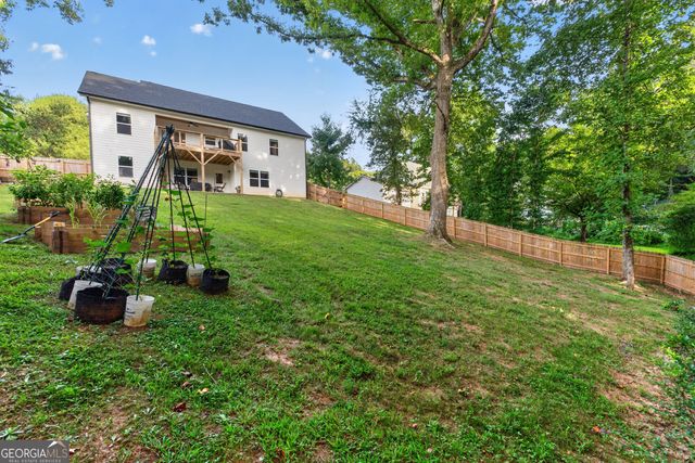 3979 Pointe N, Gainesville, GA 30506