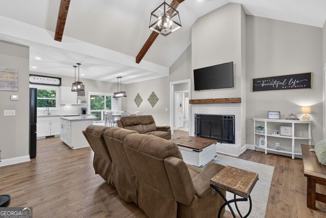 3979 Pointe N, Gainesville, GA 30506