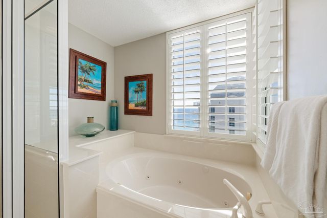 8501 Gulf Blvd PH2E, Navarre Beach, FL 32566