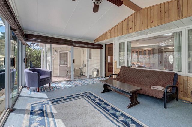 1967 PALISADES DRIVE, Appleton, WI 54915