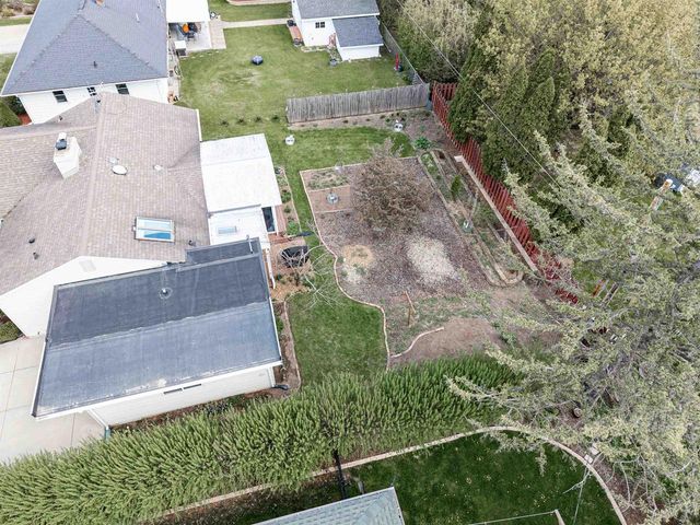 1967 PALISADES DRIVE, Appleton, WI 54915