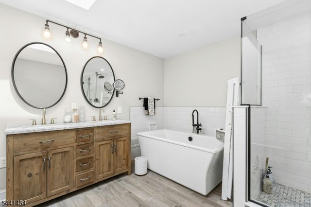 1179 Blazo Ter, Mountainside Boro, NJ 07092
