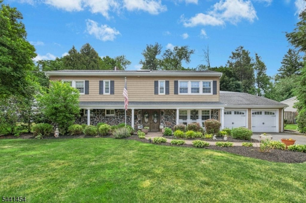 1179 Blazo Ter, Mountainside Boro, NJ 07092